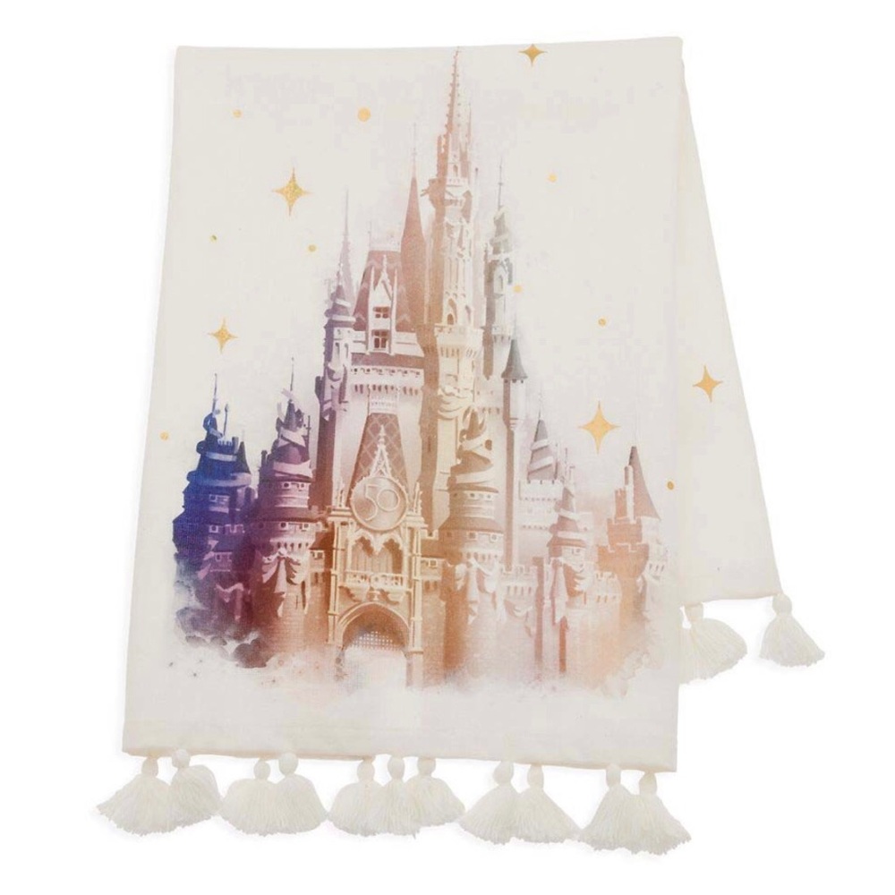 🤍✨NEW✨🤍 Disney 50th Anniversary Castle Dish Towel